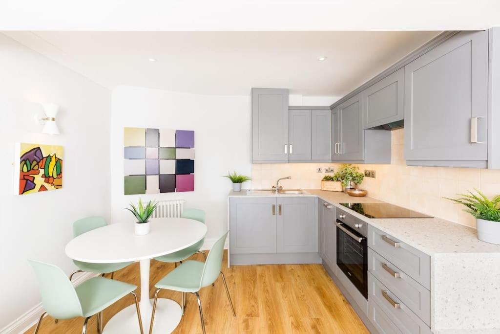Fabulous Ground Floor Apartment. Great Malvern Exteriér fotografie